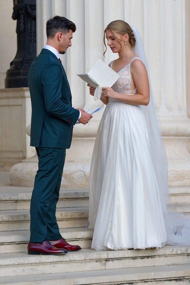 Minimalist Vow Exchanges